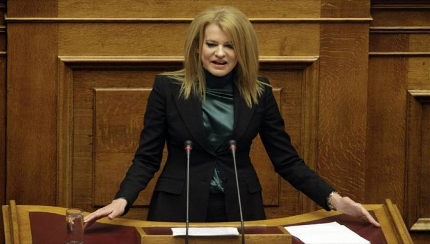 Θ. Τζάκρη: «Η δραχμή δεν είναι ταμπού – Παρακολουθούμε τη διάλυση της Ευρώπης σε αργή κίνηση»